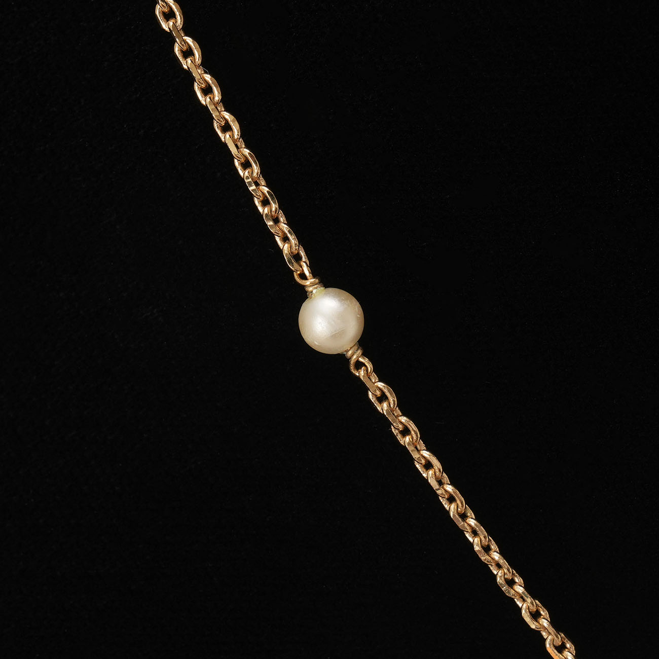 CHRISTIAN DIOR(USED)디올 디오레볼루션 목걸이